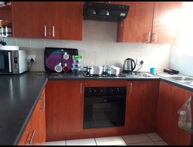 2 BEDROOM TOWNHOUSE RENTED IN WALMER HEIGHTS